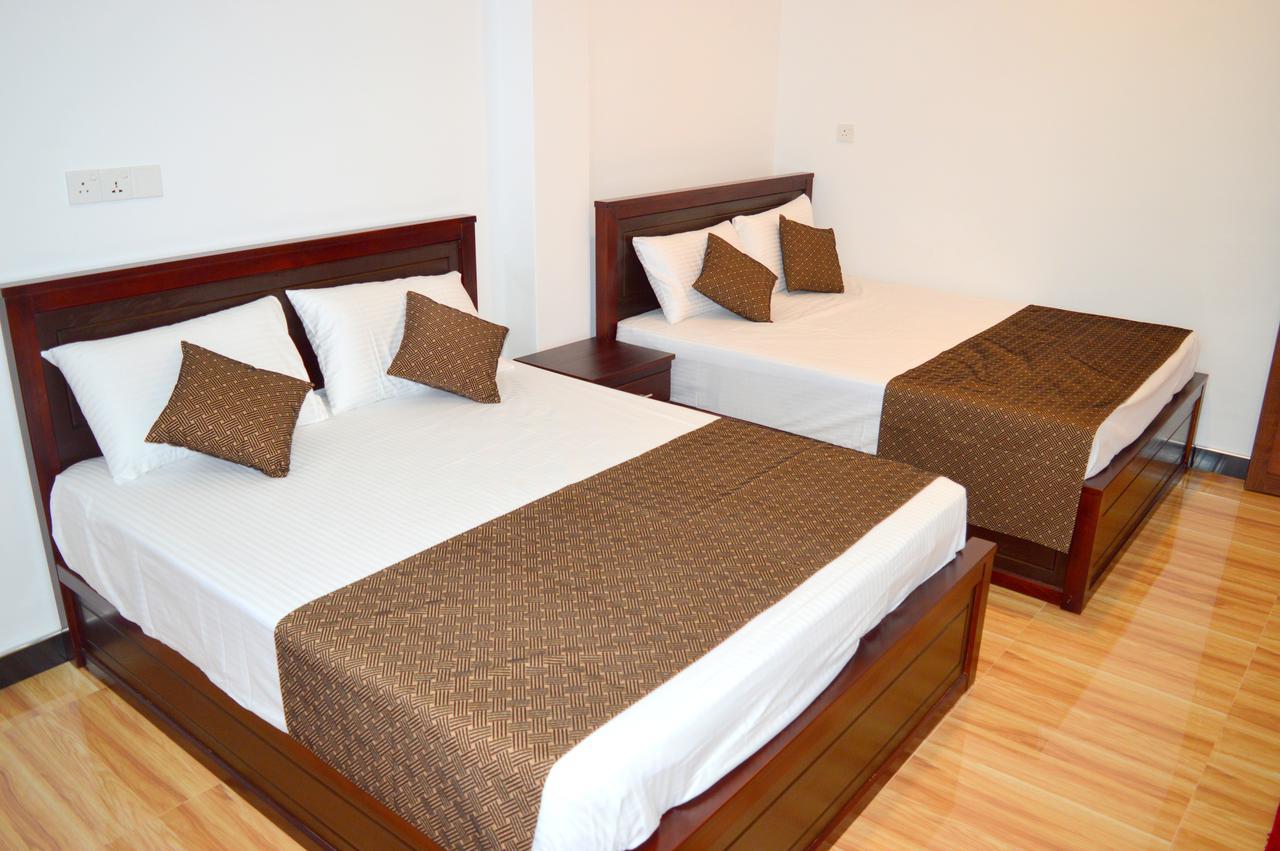 Holiday Villa Trincomalee Kültér fotó